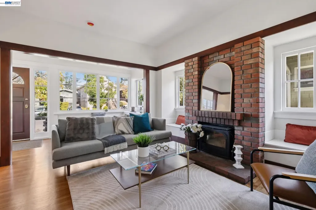 3246 Garfield Avenue Alameda CA 94501