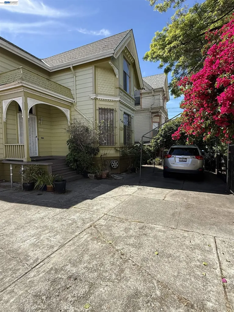 663 25th Street Oakland CA 94612