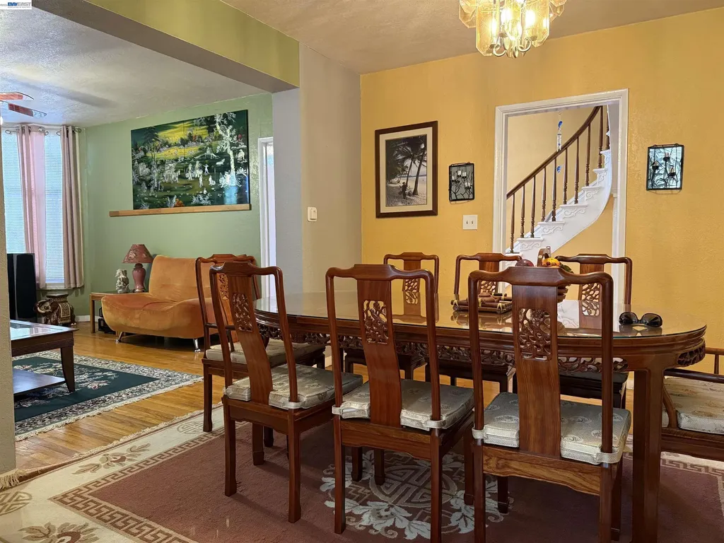 663 25th Street Oakland CA 94612