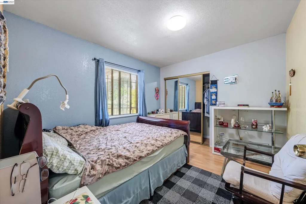 663 25th Street Oakland CA 94612