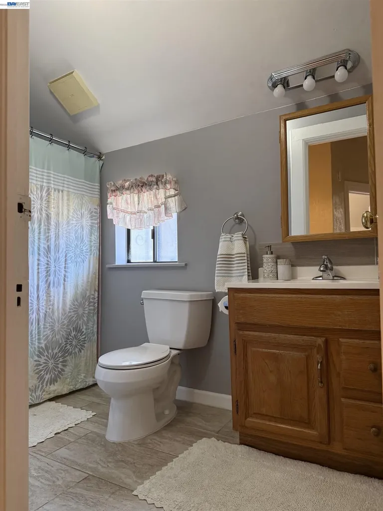 663 25th Street Oakland CA 94612
