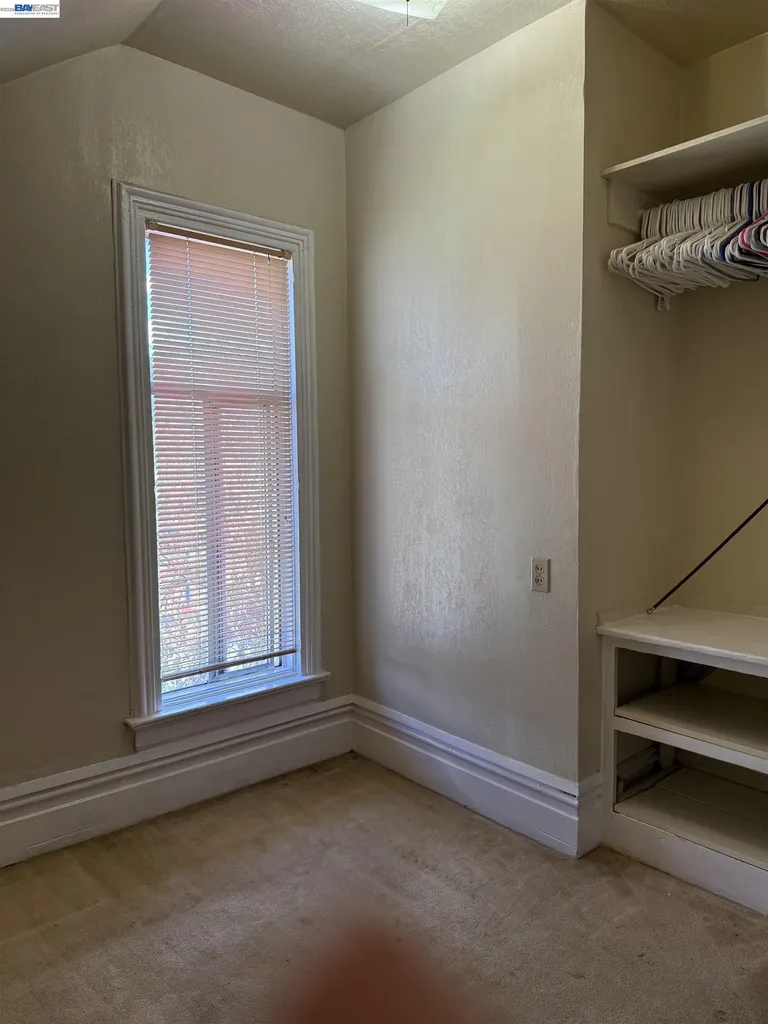 663 25th Street Oakland CA 94612