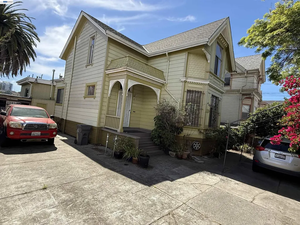 663 25th Street Oakland CA 94612