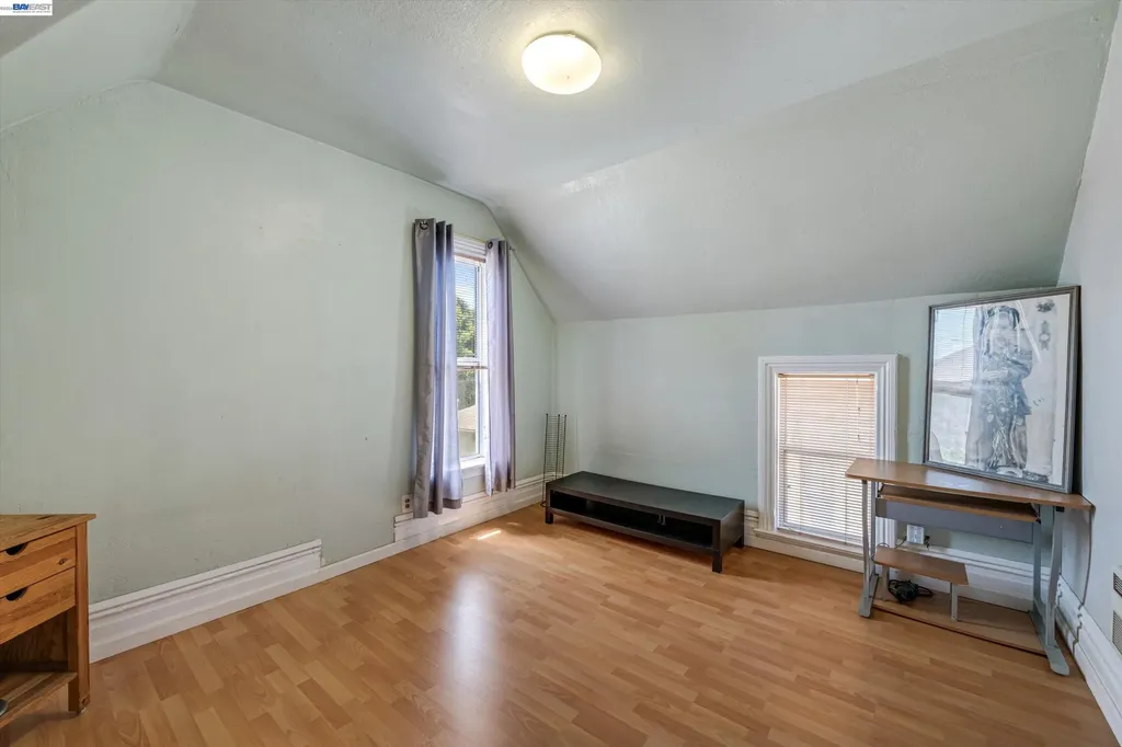 663 25th Street Oakland CA 94612