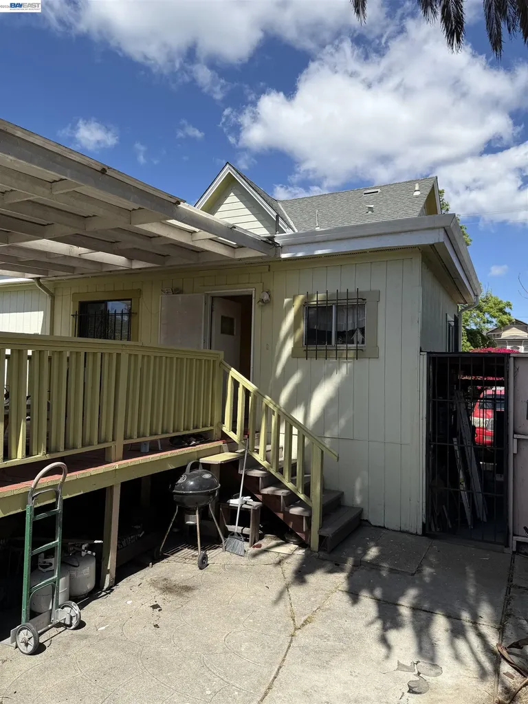 663 25th Street Oakland CA 94612