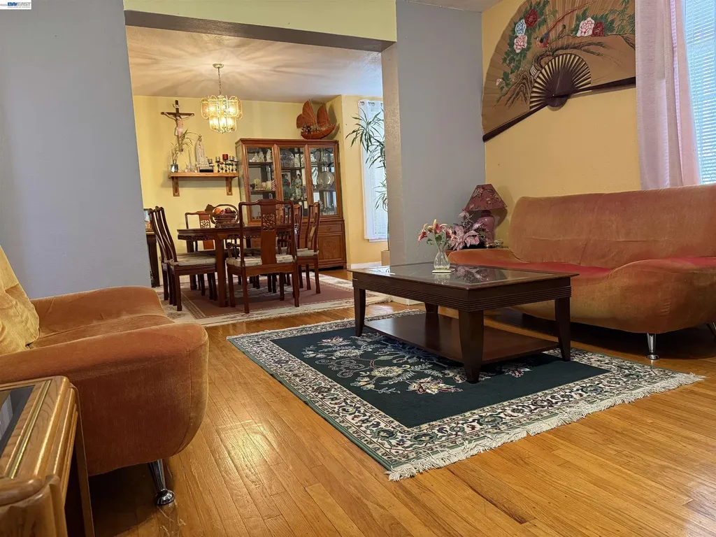 663 25th Street Oakland CA 94612