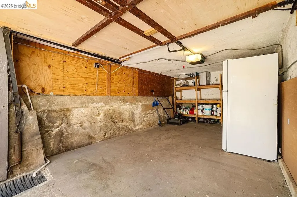 970 39th Street Oakland CA 94608