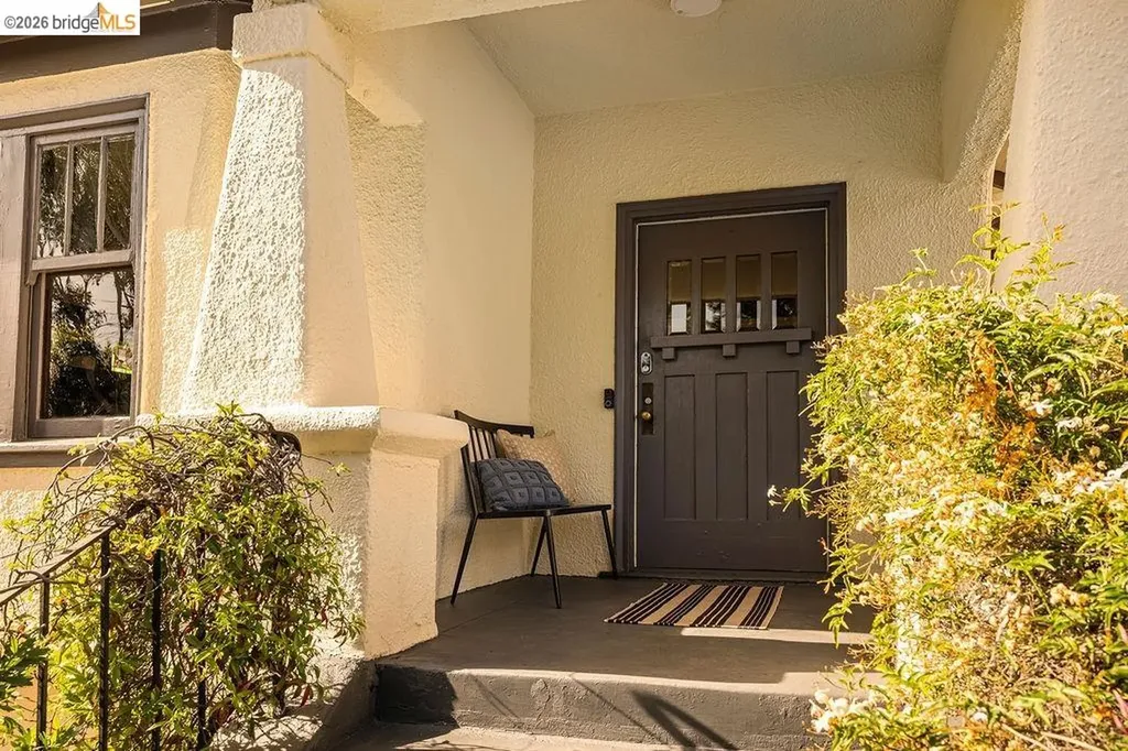 970 39th Street Oakland CA 94608