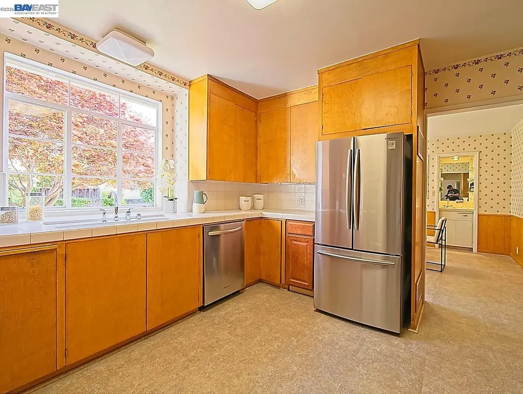 962 Lee Avenue San Leandro CA 94577