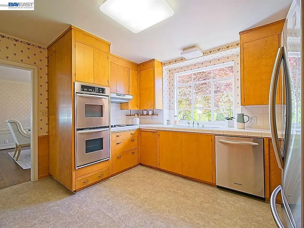 962 Lee Avenue San Leandro CA 94577