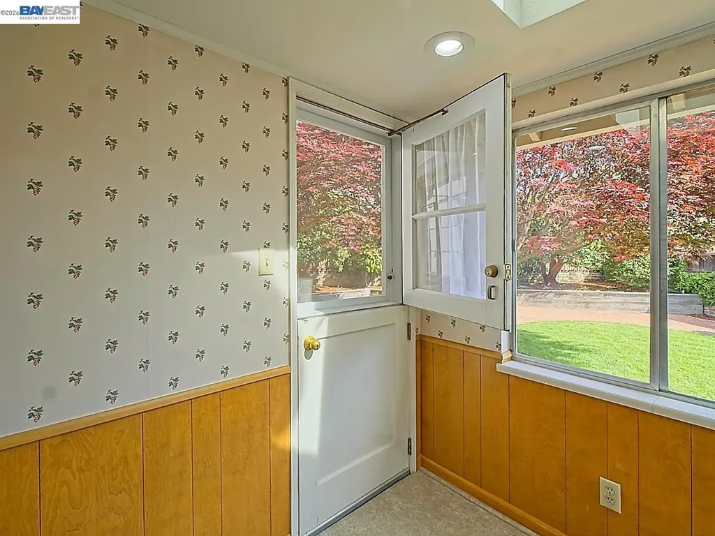 962 Lee Avenue San Leandro CA 94577