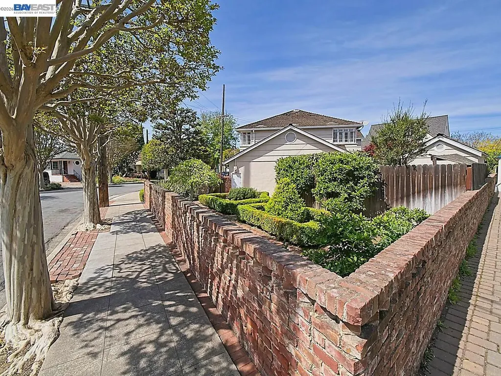 962 Lee Avenue San Leandro CA 94577