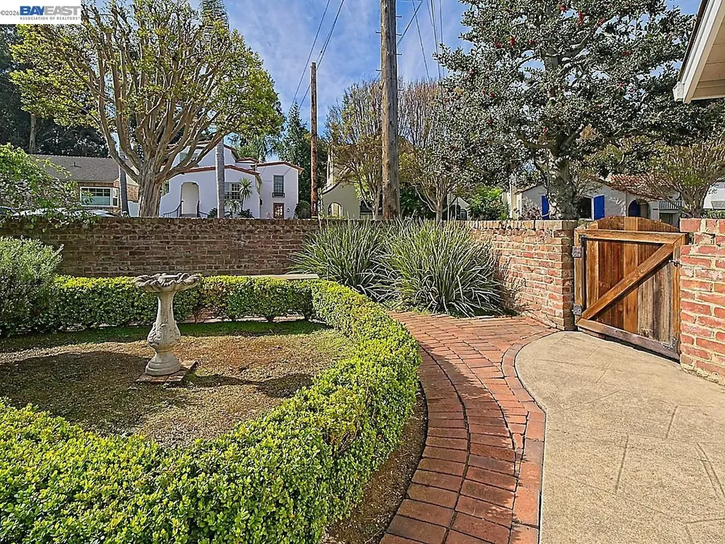 962 Lee Avenue San Leandro CA 94577