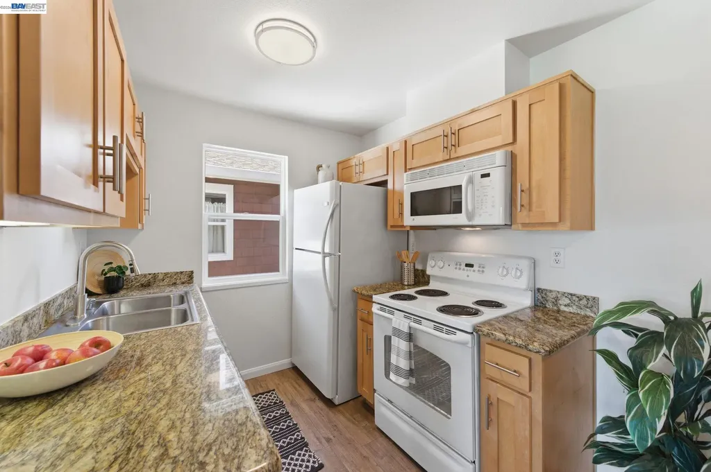 22 Marina Lakes Drive Richmond CA 94804