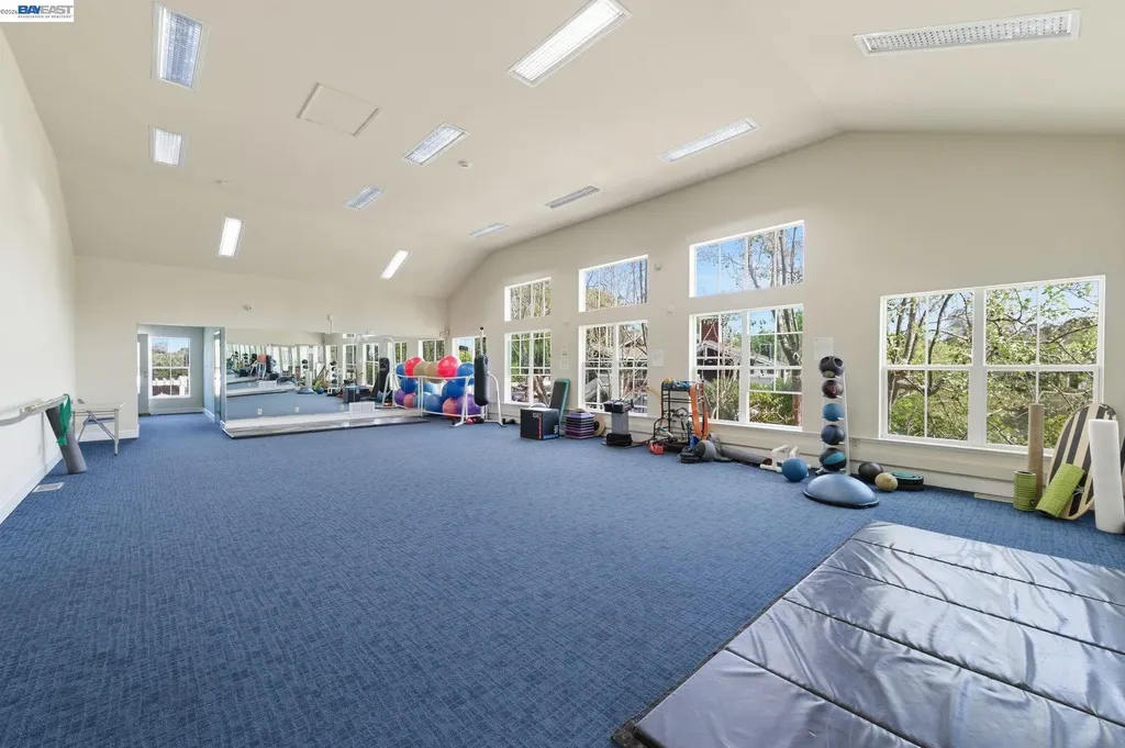 22 Marina Lakes Drive Richmond CA 94804