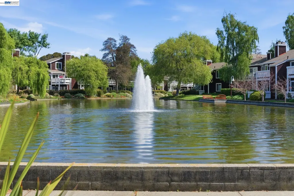 22 Marina Lakes Drive Richmond CA 94804