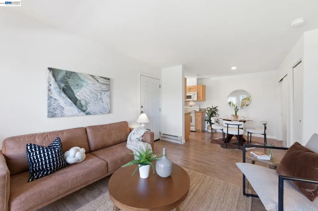 22 Marina Lakes Drive Richmond CA 94804