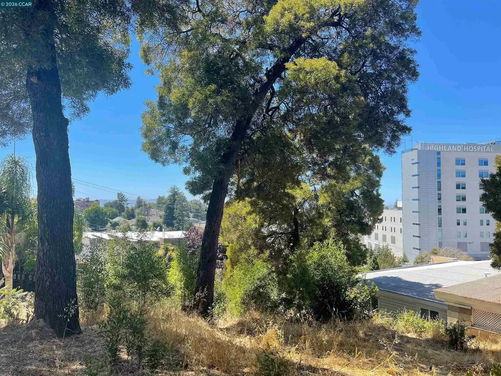 1930 30th Street Oakland CA 94606