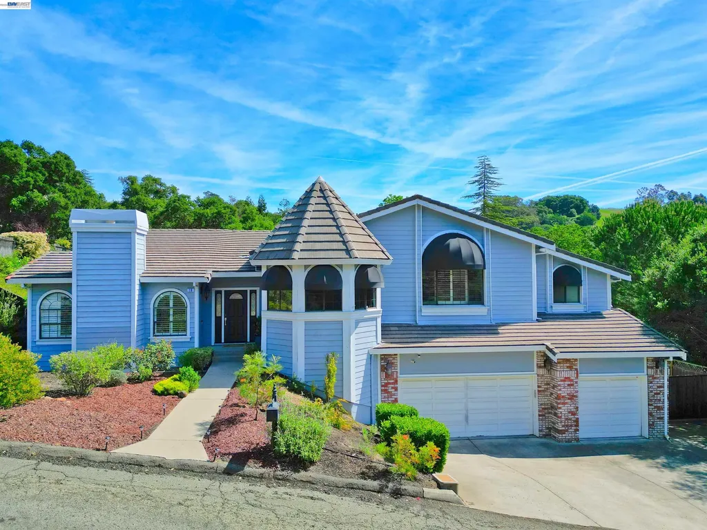 16 Mcnamara Lane Martinez CA 94553
