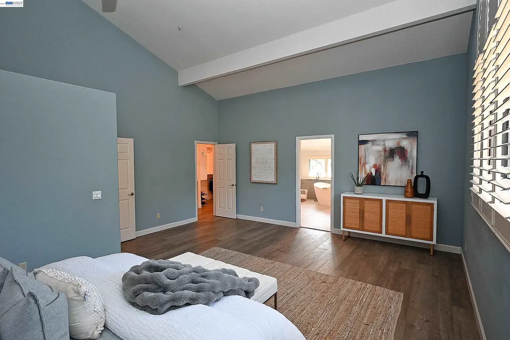 16 Mcnamara Lane Martinez CA 94553