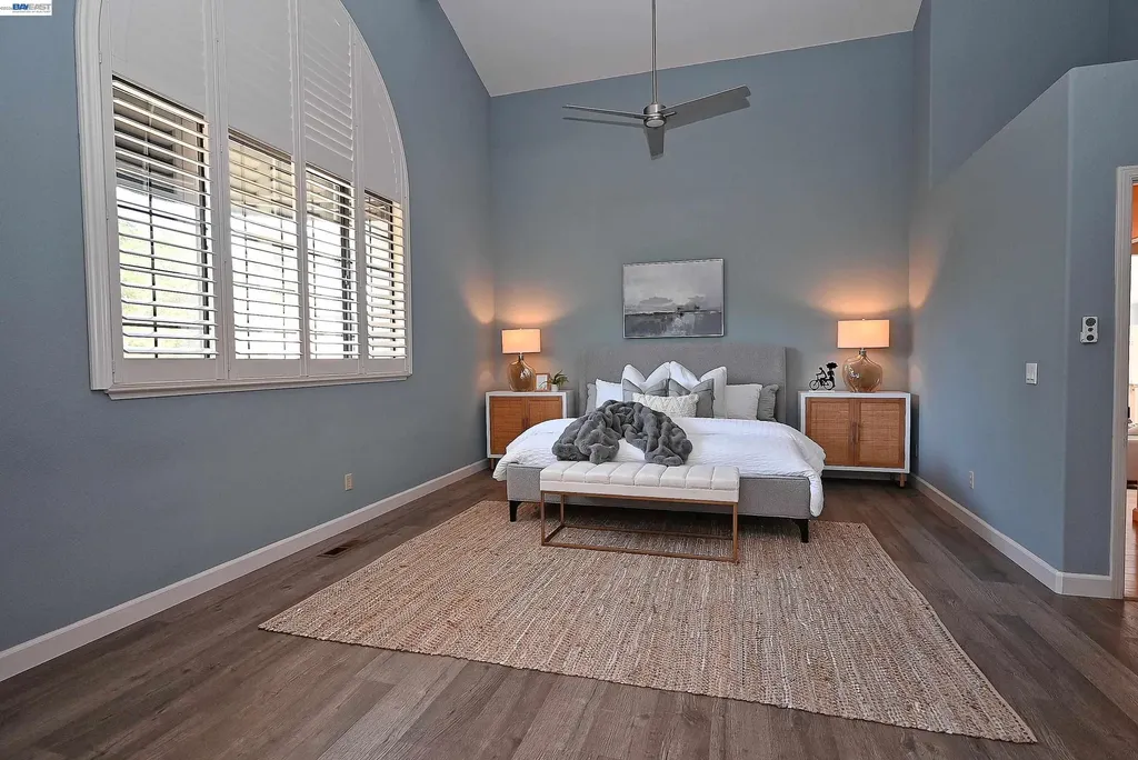 16 Mcnamara Lane Martinez CA 94553