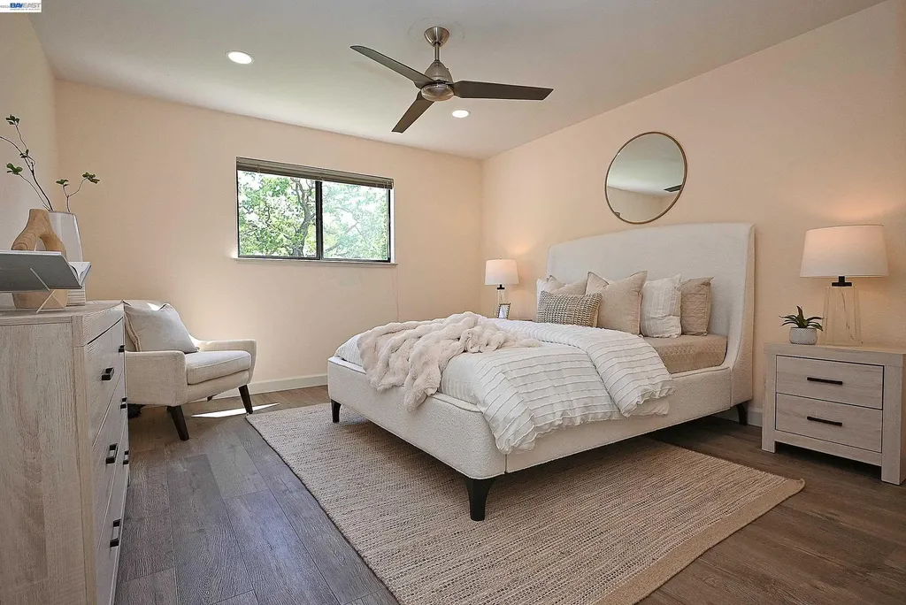 16 Mcnamara Lane Martinez CA 94553