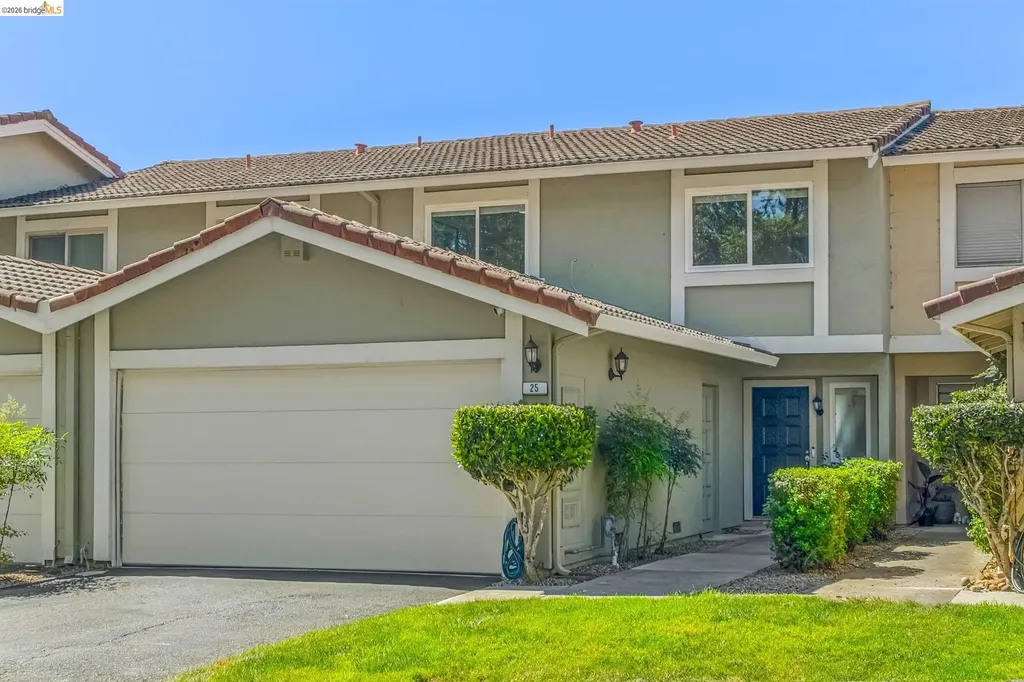 25 Graeagle Oakland CA 94605