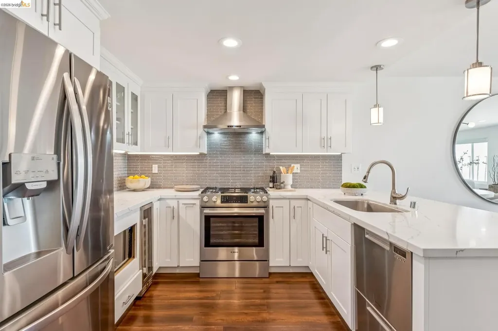 25 Graeagle Oakland CA 94605