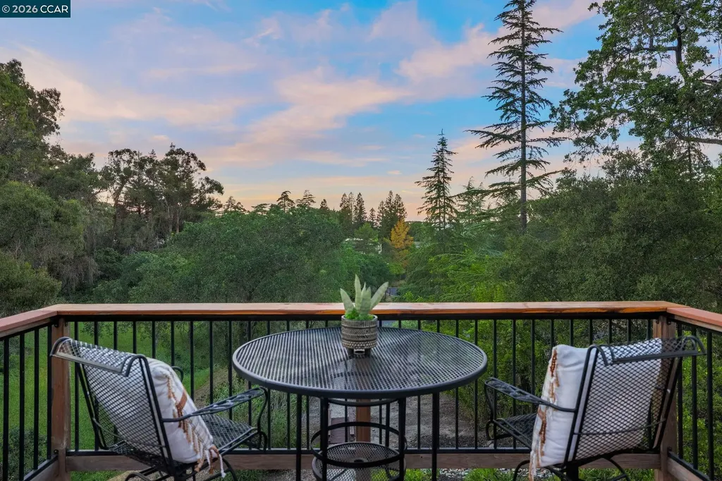 1418 Linton Place Martinez CA 94553