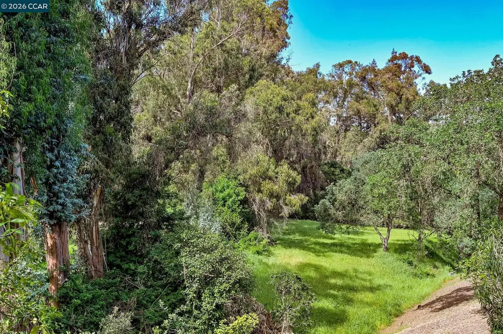 1418 Linton Place Martinez CA 94553