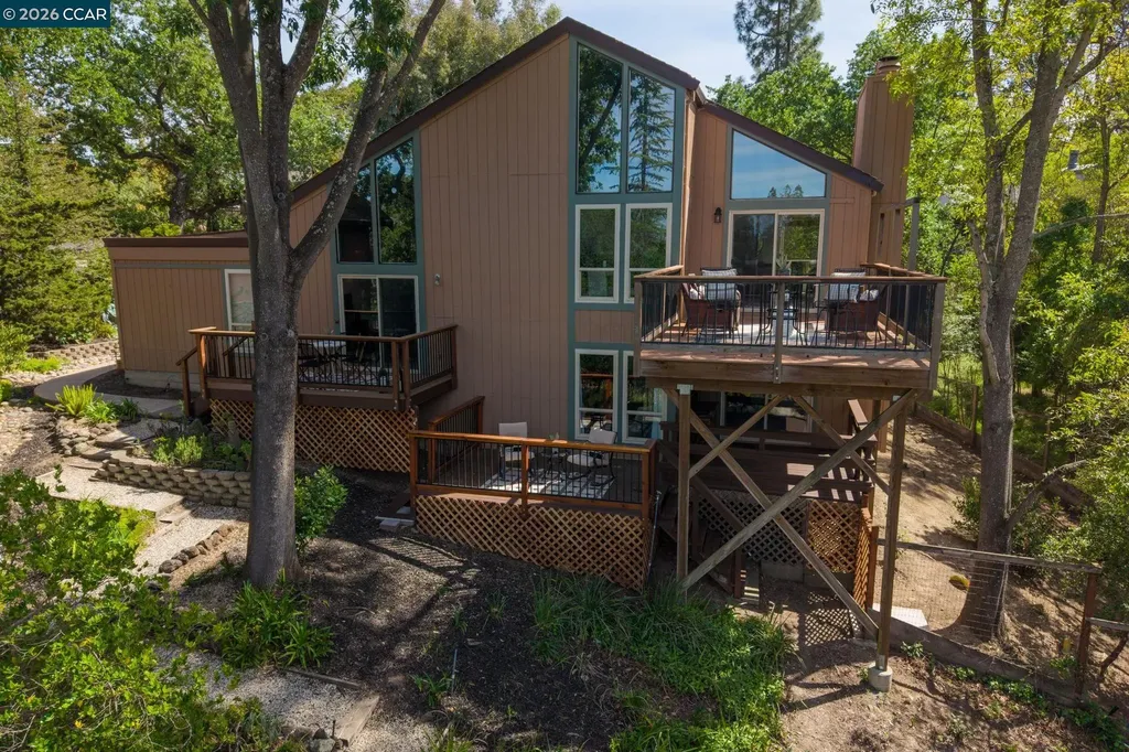 1418 Linton Place Martinez CA 94553