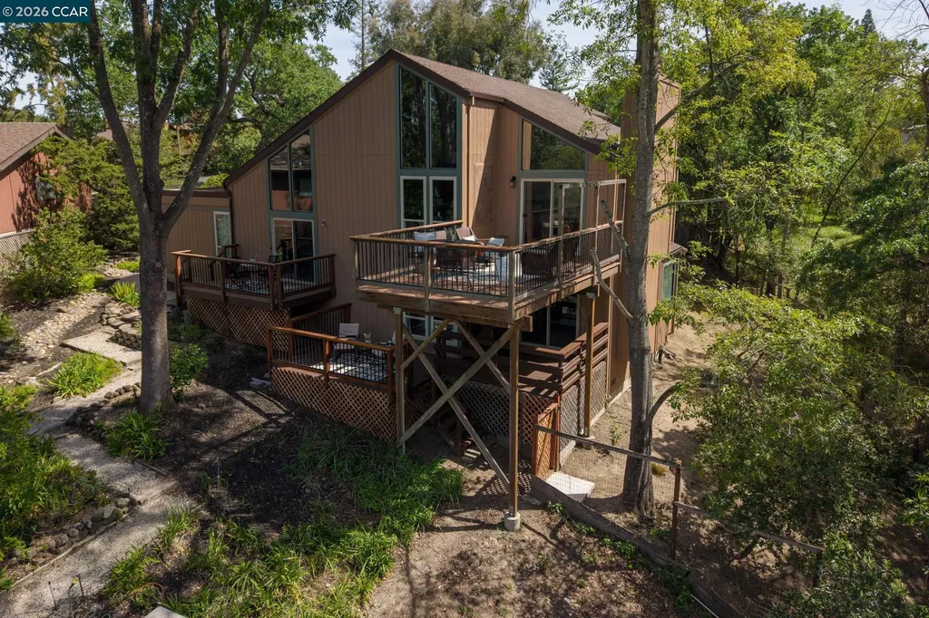 1418 Linton Place Martinez CA 94553