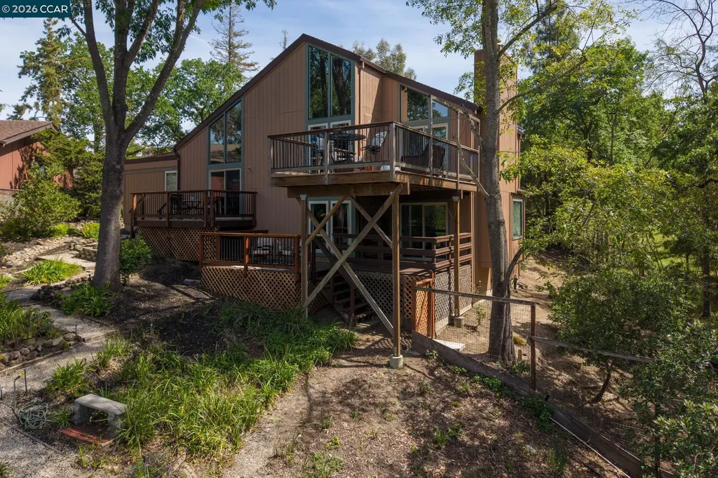 1418 Linton Place Martinez CA 94553
