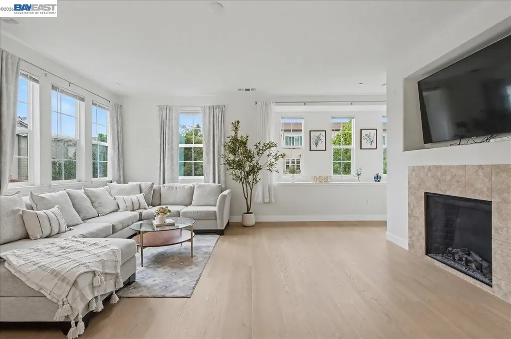 6380 Monterey Way Dublin CA 94568