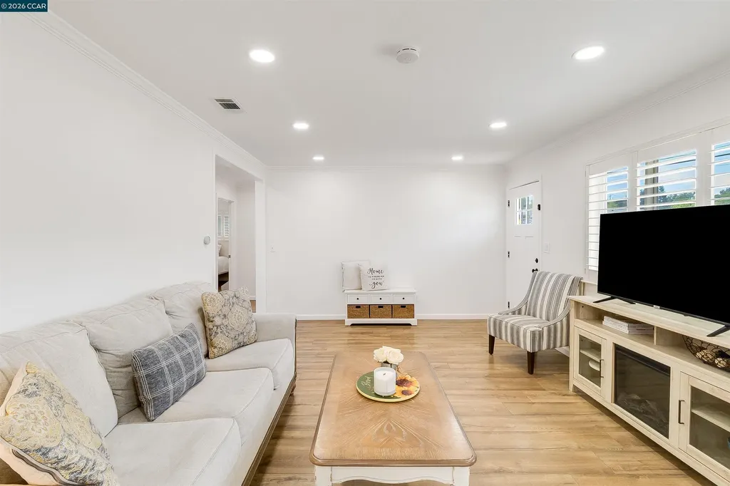 4321 Cowell Road Concord CA 94518