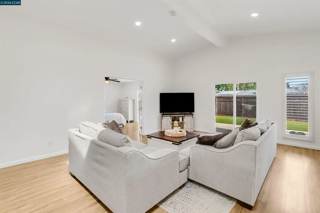 4321 Cowell Road Concord CA 94518