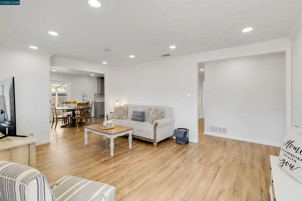 4321 Cowell Road Concord CA 94518