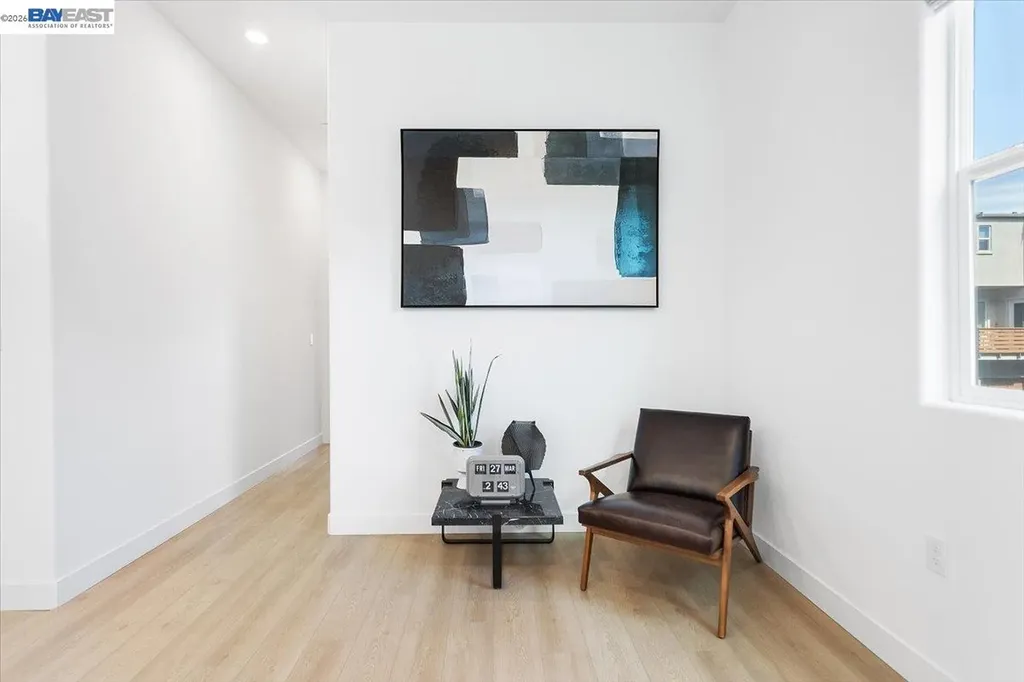 592 Somi Court Hayward CA 94544