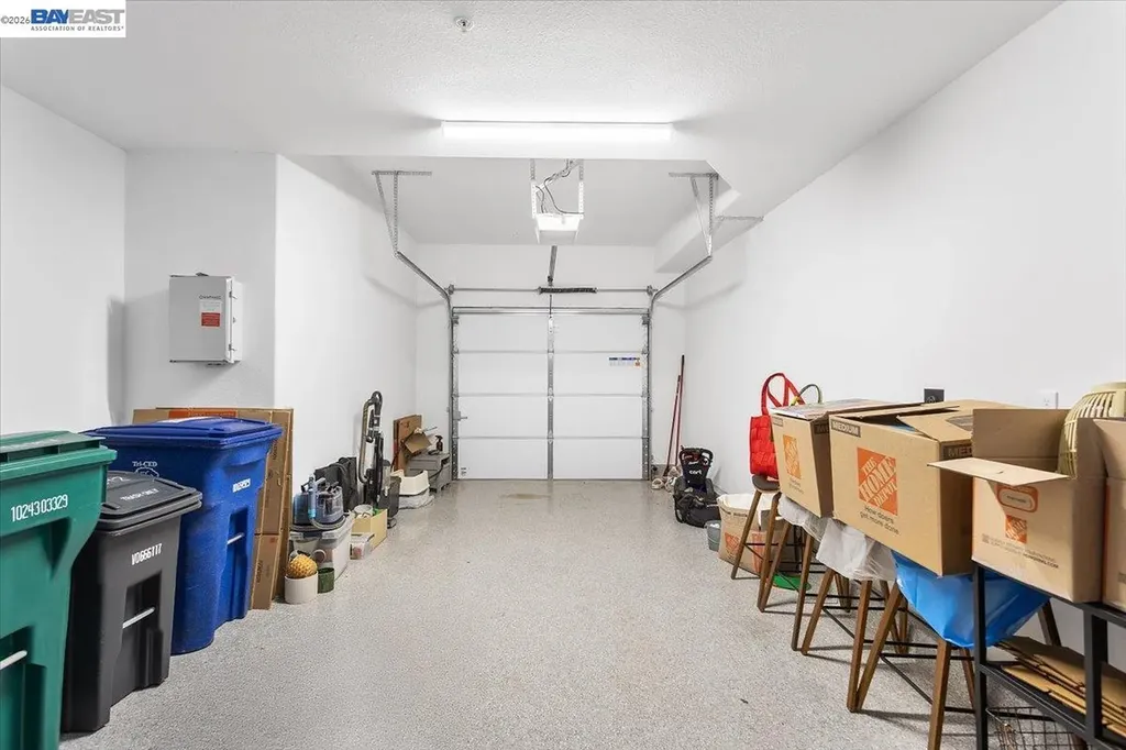 592 Somi Court Hayward CA 94544