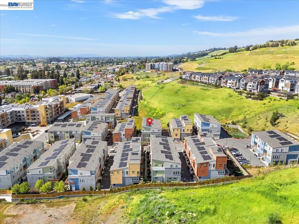592 Somi Court Hayward CA 94544