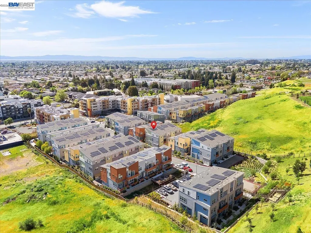592 Somi Court Hayward CA 94544