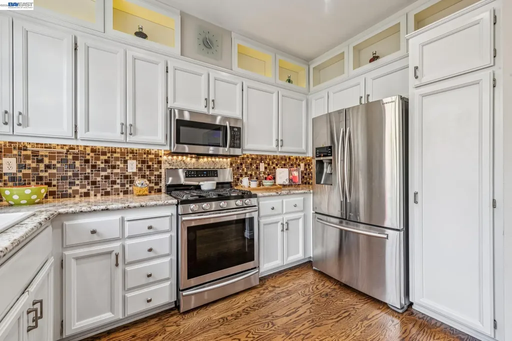 35 Britt Court Alameda CA 94502