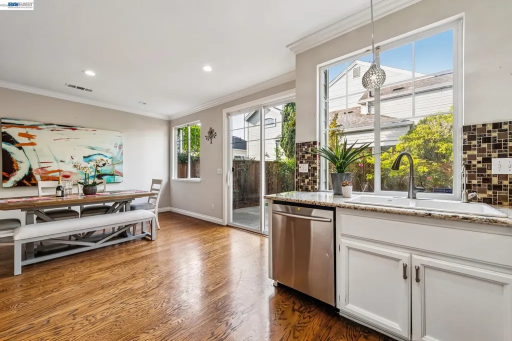 35 Britt Court Alameda CA 94502