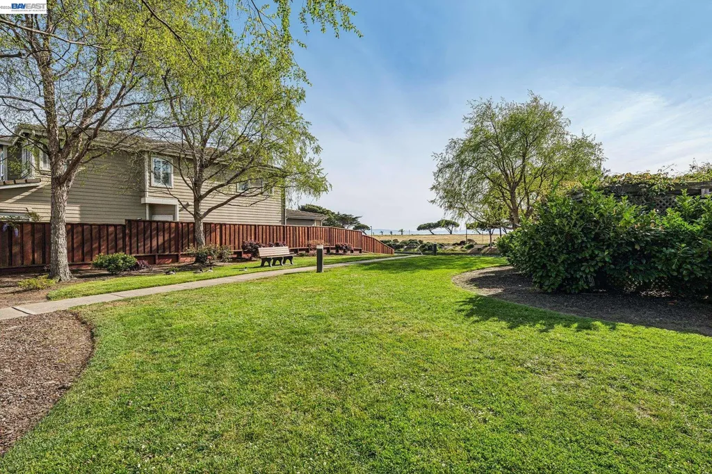 35 Britt Court Alameda CA 94502