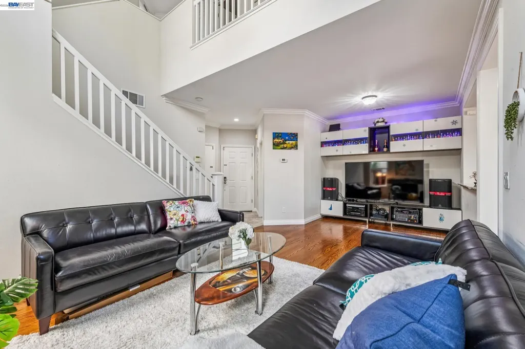 35 Britt Court Alameda CA 94502