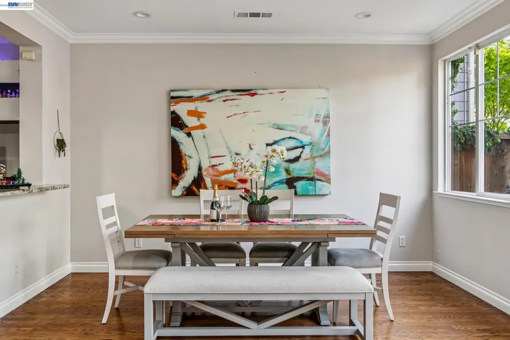 35 Britt Court Alameda CA 94502