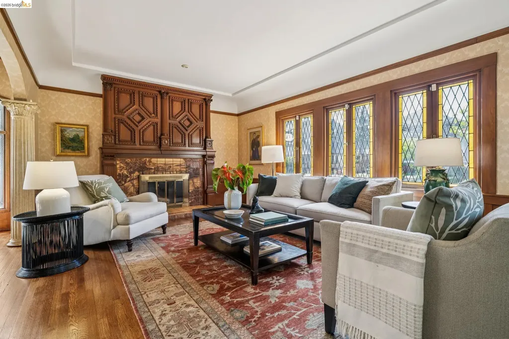 824 Paru Street Alameda CA 94501