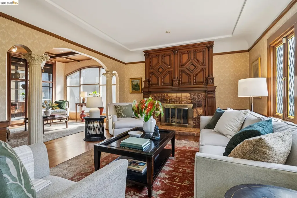 824 Paru Street Alameda CA 94501