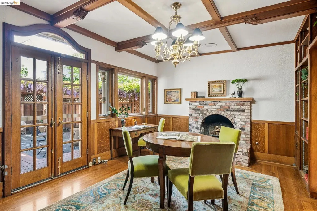 824 Paru Street Alameda CA 94501