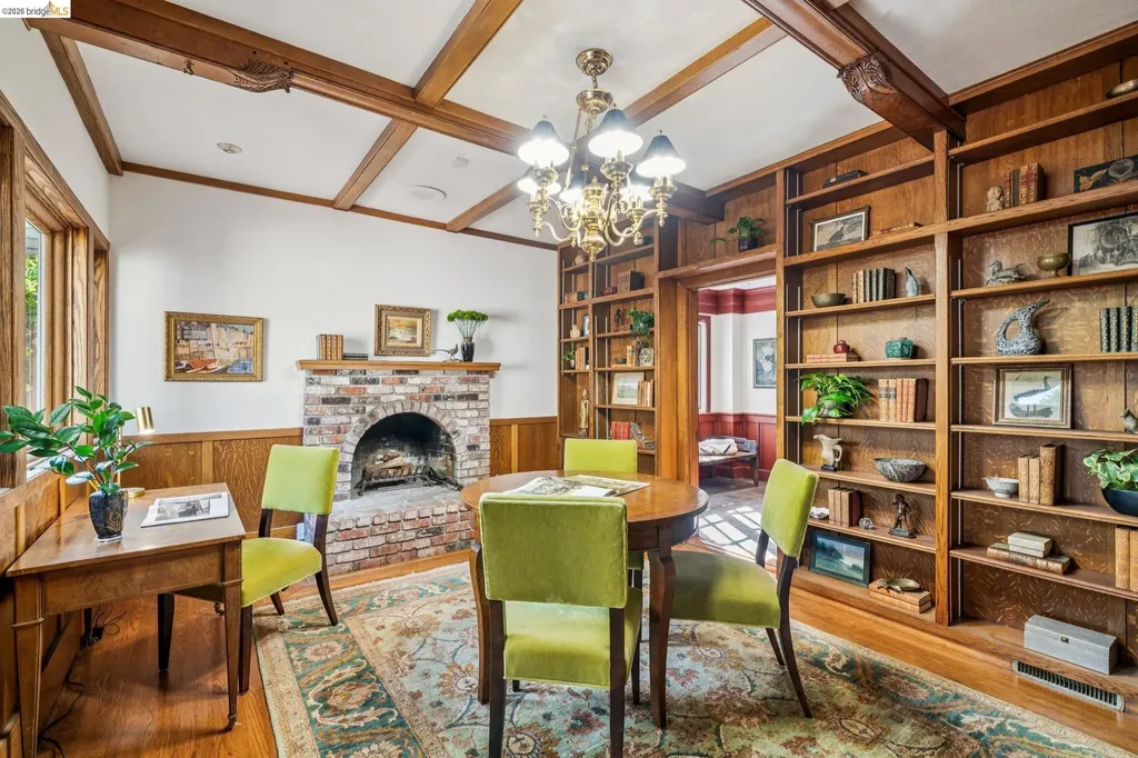 824 Paru Street Alameda CA 94501